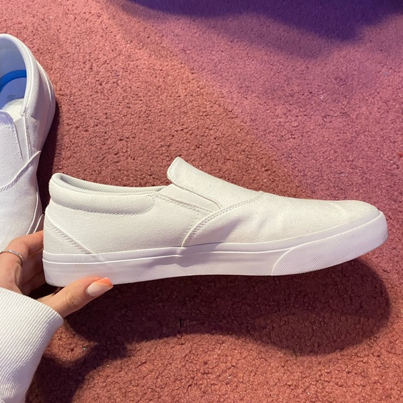 COPY - Nike SB Charge Slip Ons - Picture 2 of 5